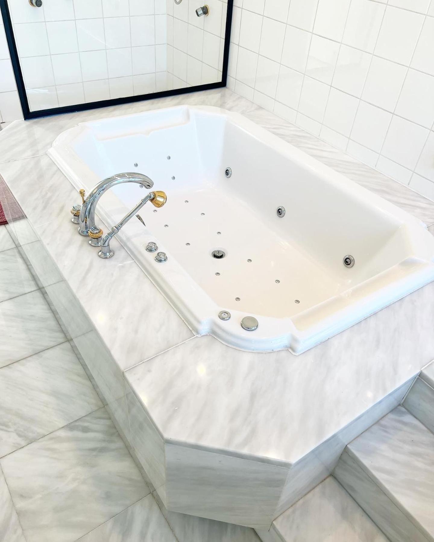 Le Faubourg Suites أنتويرب المظهر الخارجي الصورة